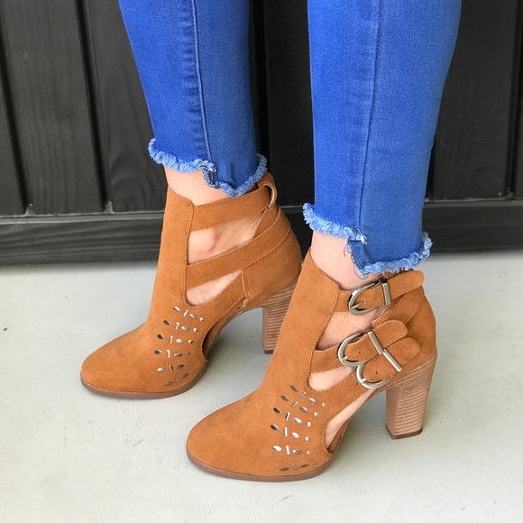 Cognac Studded Cut Out Chic Block Heel Ankle Boots - Picture 3 of 9